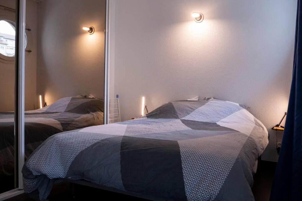L'ile D'olive, Entier 2 A 4 Personnes Terrasse 25 M2 Besancon, Proche Cv, Micropolis Et Chu Apartment Besançon